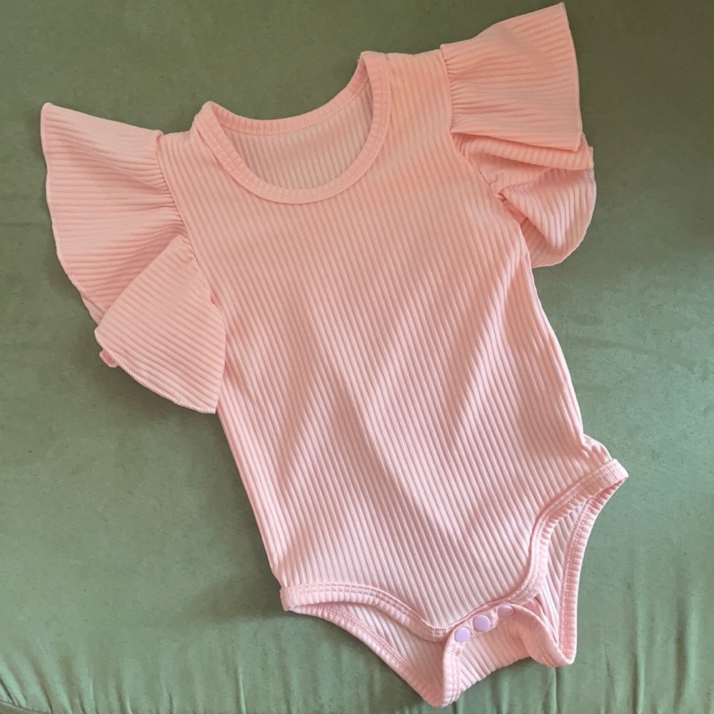Flutter sleeves pink onesie baby girl 6-9 months